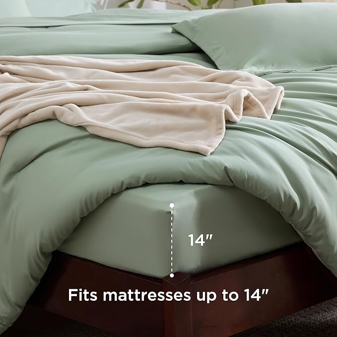 Bedsure Full Comforter Set Sage Green, 8 Pieces Prewashed Full Size Bed in a Bag with Soft Fleece Bed Blanket, Down Alternative Bedding Set for All Seasons, Sheets, Pillowcases & Shams