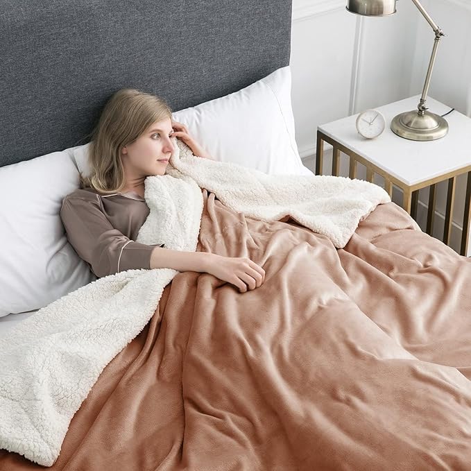 IR Imperial Rooms Sherpa Blankets Queen Size - Thick and Warm Blankets for Winter, Reversible Soft and Fuzzy Fluffy Queen Size Blanket for Bed, Camel, 90x90 Inches