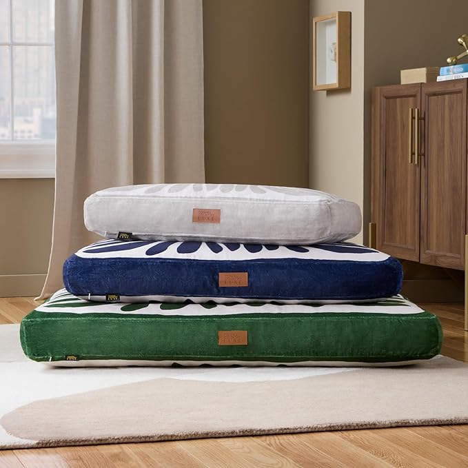 TOWN & COUNTRY LUXE CuddleTown Matisse Everwash® Pillow Pet Bed, Water Repellent Floor Pillow, Machine Washable Cover, Soft & Calming, Navy Blue, Small 28"x22"x4"