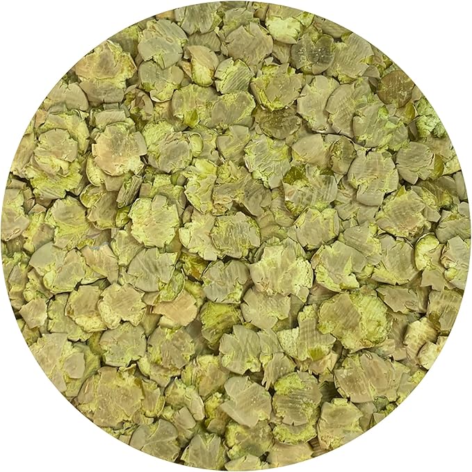 Exotic Nutrition Green Pea Flakes (8 oz.) - Healthy Natural Dried Vegetable Treat - for Rabbits, Guinea Pigs, Hamsters, Chinchillas and Small Pets